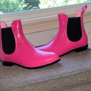 pink ankle rain boots